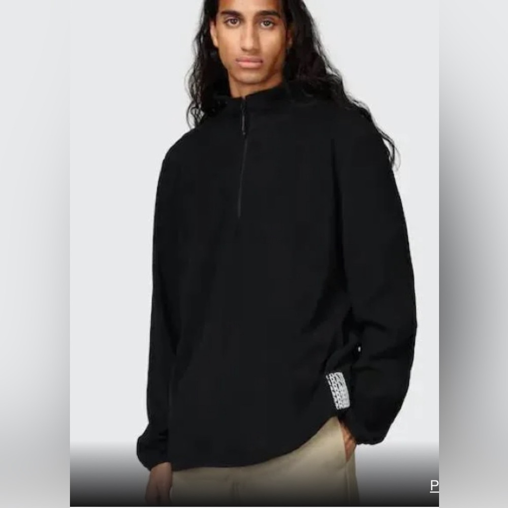 RAINS black half zip fleece size M NWT